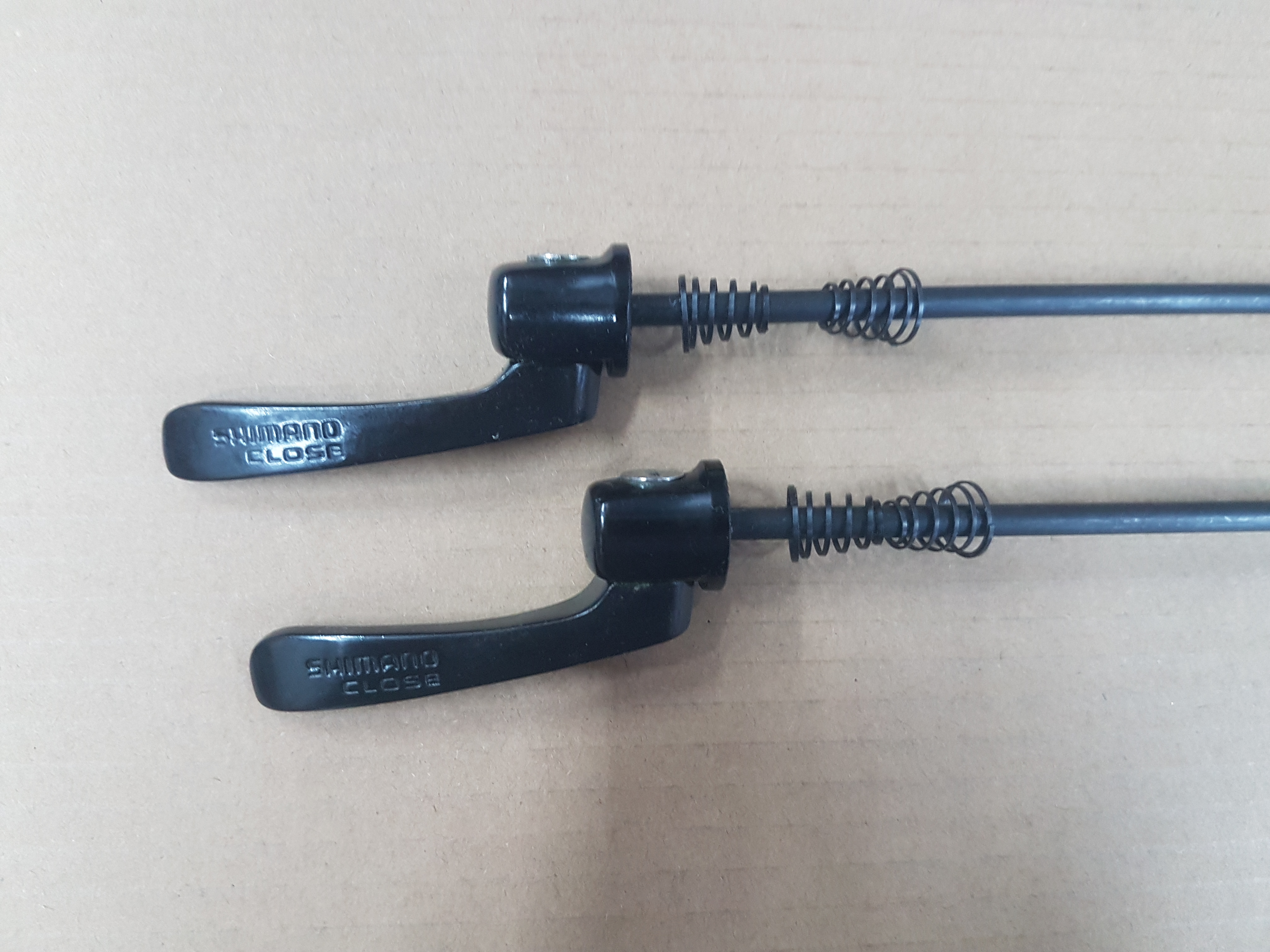 Shimano Deore Schnellspanner Set new schwarz