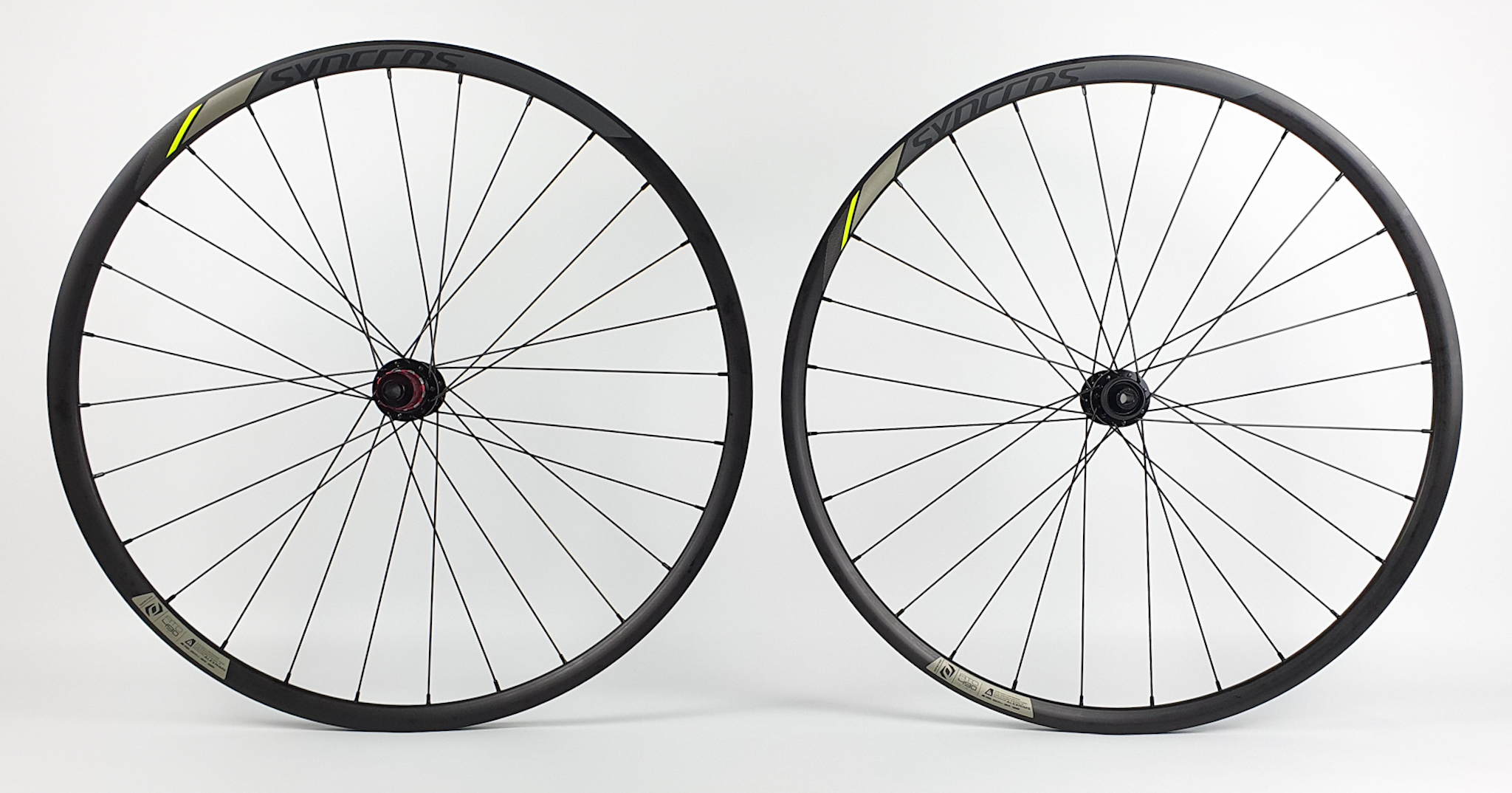 28" Novatec X-Light Disc CL LRS / Syncros ATD 490 / DT Revo 1665g