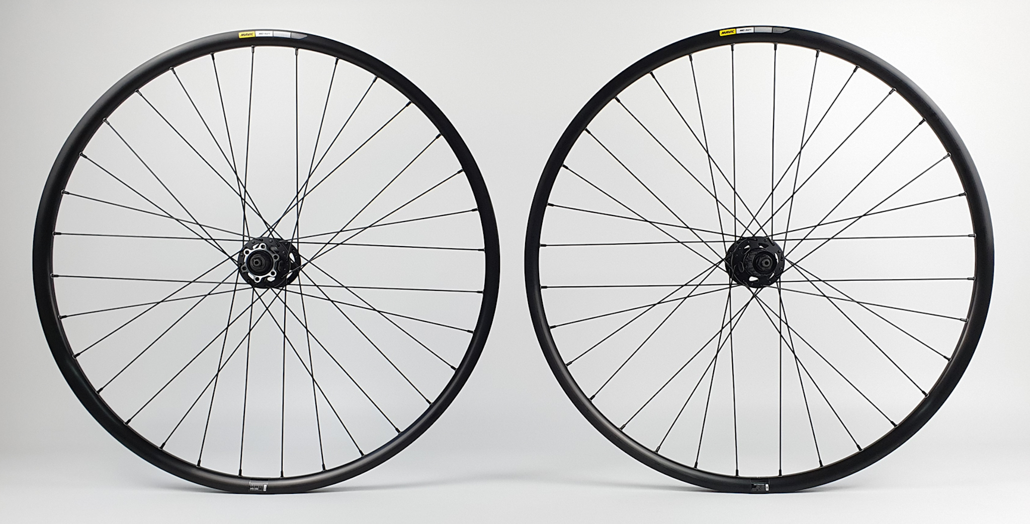 28" Shimano Laufradsatz HB/FH-M756 Disc 6-Loch Mavic XC 621 schwarz