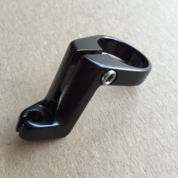 CNC Bremszuggegenhalter für Cantileverbremsen 1 1/8" Ahead schwarz