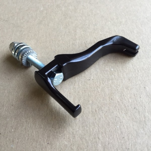 CNC Bremszuggegenhalter für Cantileverbremsen schwarz Gabelbrückenmontage