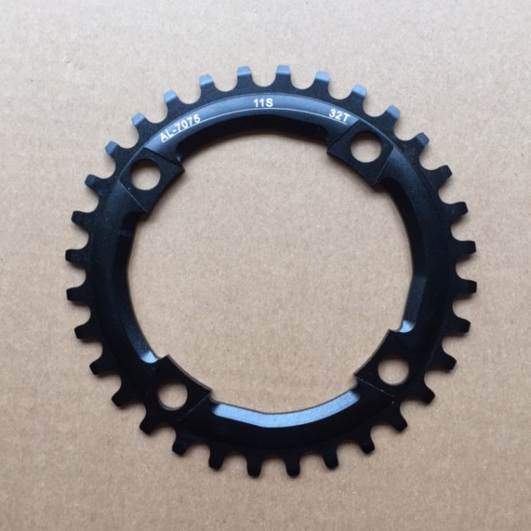 CNC 1x11/12 Kettenblatt 32Z Ø 104mm schwarz