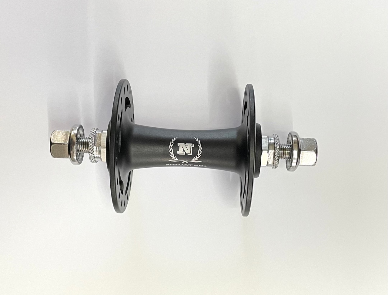 Novatec Bahnvorderradnabe matt-schwarz 32L