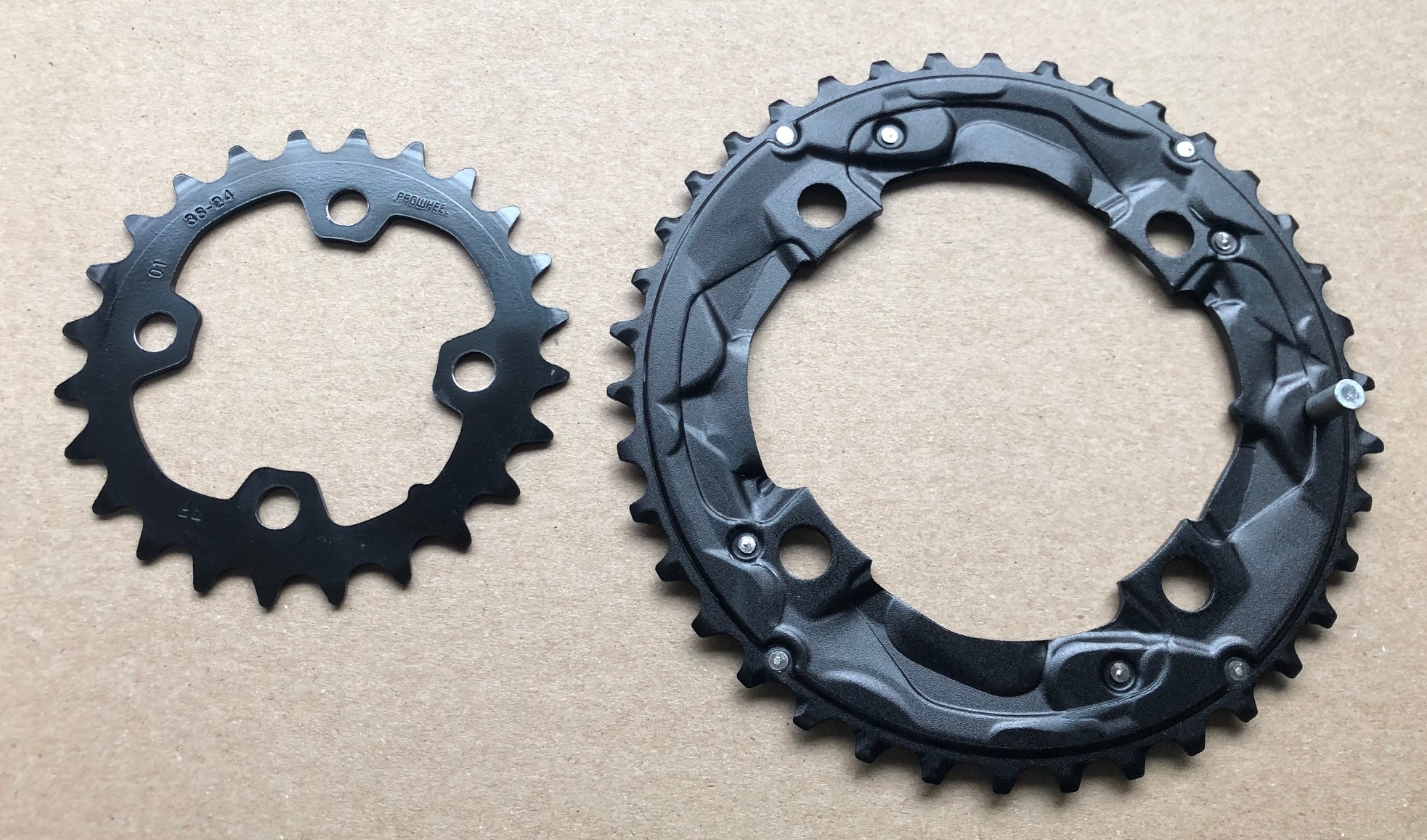 CNC 2x10/11 Kettenblattset 36/22Z Ø 104mm schwarz