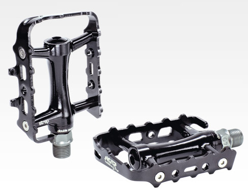 NC-17 Trekking Pro Pedale schwarz