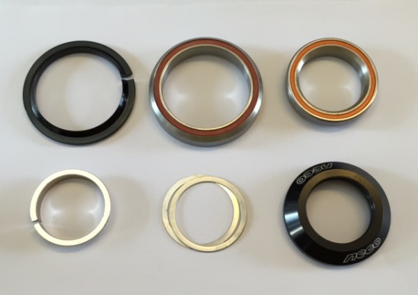 Neco Steuersatz vollintegriert tapered (42/52) 1.5" auf 1-1/8"