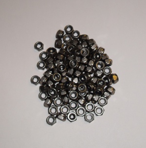 CNC Edelstahl Muttern Set M5 selbstsichernd (100 Stück)