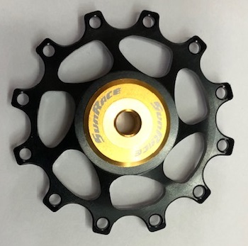 Sunrace SP862 Schaltwerksrolle Alu gefräst schwarz/gold 12Z (1 Stück)