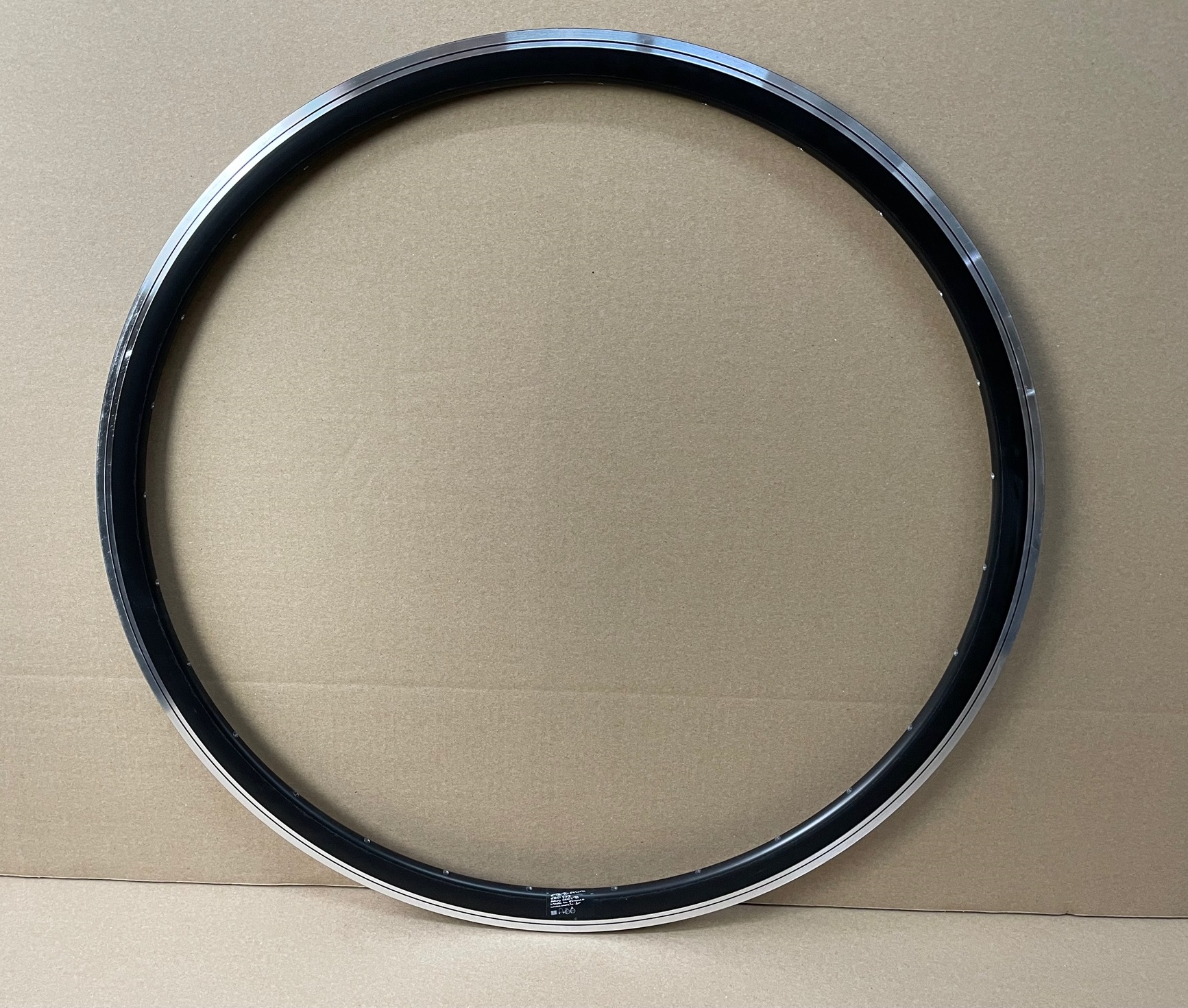 Mach 1 Versus Road Felge 28" 28L schwarz