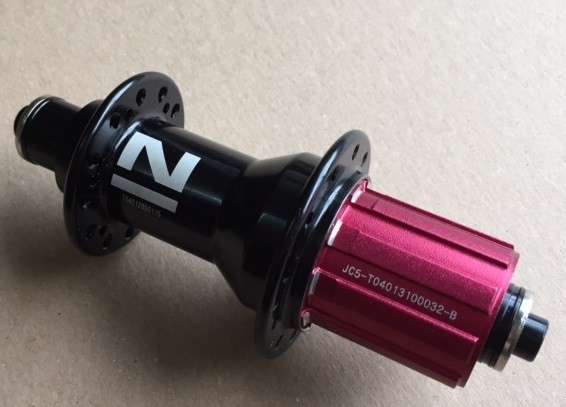 Novatec X-Light Road Hinterradnabe 24 Loch schwarz 239g