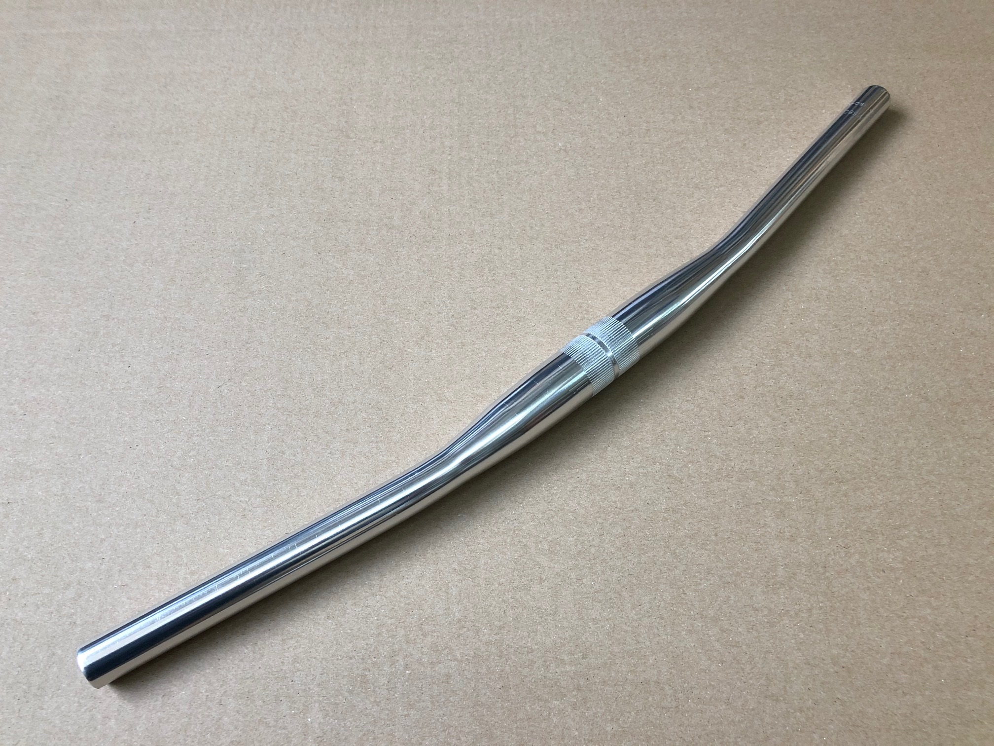 Zoom Flatbar 31,8/580mm silber-poliert